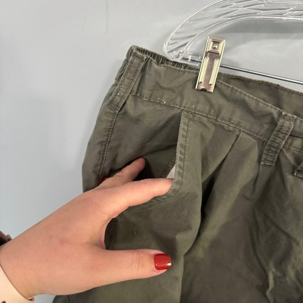 Wrangler Hero Originals Khaki Green Flat Front Shorts Men's Size 44 All Cotton - Picture 2 of 6